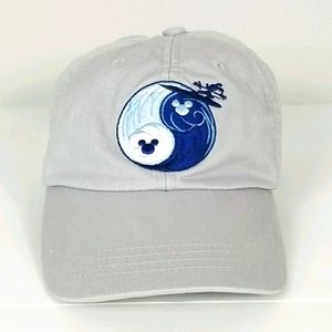 Walt Disney World Mickey's Mouse Grey Baseball Cap